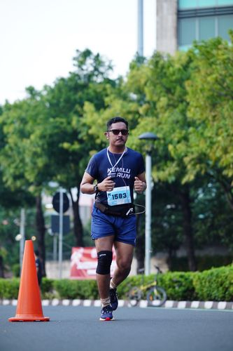 Race photo from KEMLU RUN 2025