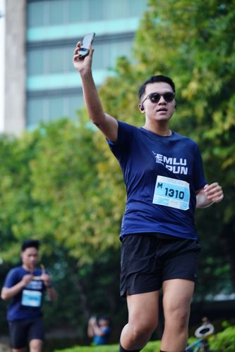 Race photo from KEMLU RUN 2025