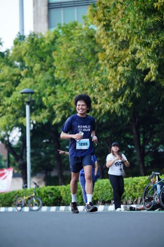 Race photo from KEMLU RUN 2025