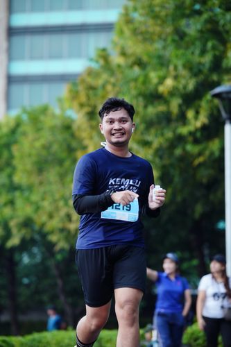 Race photo from KEMLU RUN 2025