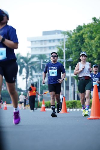 Race photo from KEMLU RUN 2025