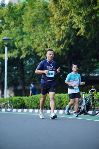 Race photo from KEMLU RUN 2025