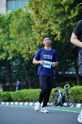 Race photo from KEMLU RUN 2025