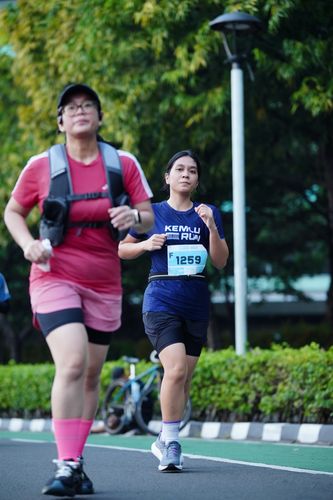 Race photo from KEMLU RUN 2025