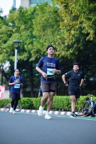 Race photo from KEMLU RUN 2025