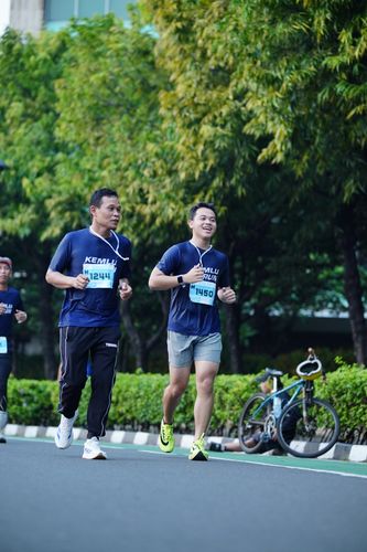 Race photo from KEMLU RUN 2025