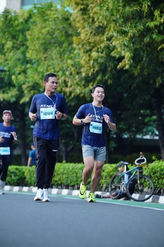 Race photo from KEMLU RUN 2025