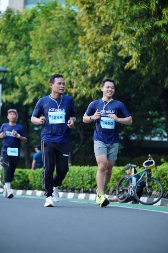 Race photo from KEMLU RUN 2025