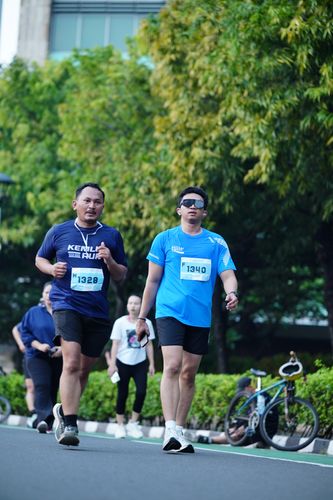 Race photo from KEMLU RUN 2025