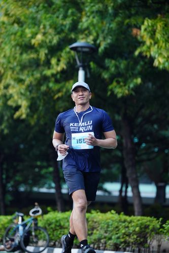 Race photo from KEMLU RUN 2025