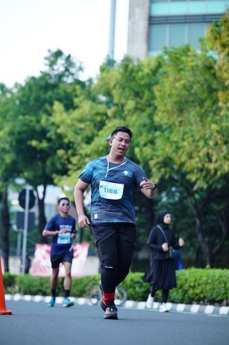 Race photo from KEMLU RUN 2025