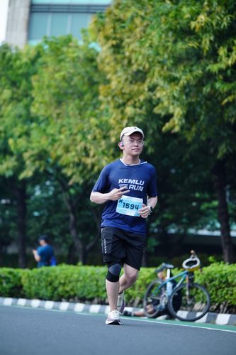 Race photo from KEMLU RUN 2025