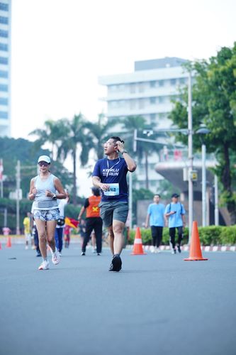 Race photo from KEMLU RUN 2025