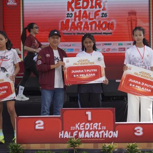Race photo from KEDIRI HALF MARATHON 2026