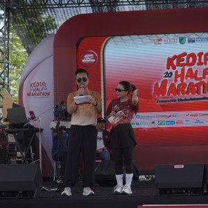 Race photo from KEDIRI HALF MARATHON 2026