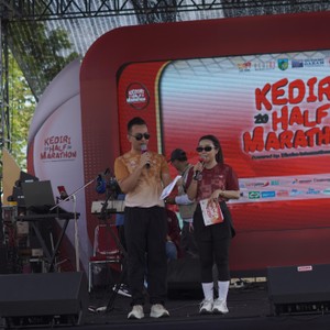 Race photo from KEDIRI HALF MARATHON 2026