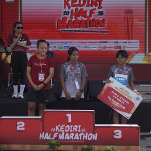 Race photo from KEDIRI HALF MARATHON 2026