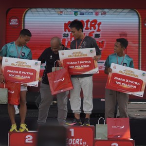Race photo from KEDIRI HALF MARATHON 2026