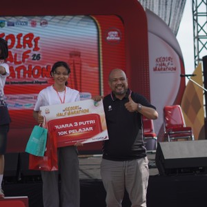 Race photo from KEDIRI HALF MARATHON 2026