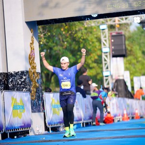 Race photo from BOGORUN 2026