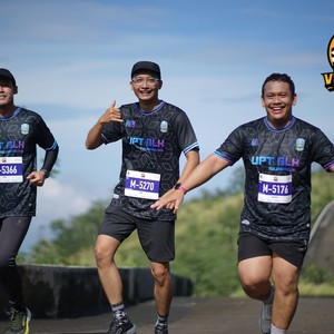 Race photo from KELUD VERTICAL CHALLENGE 2025