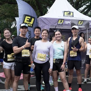 Race photo from Yumaju Berlebarun Besama ASICS
