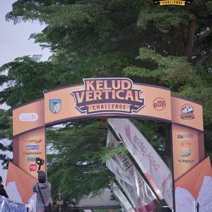 Race photo from KELUD VERTICAL CHALLENGE 2025