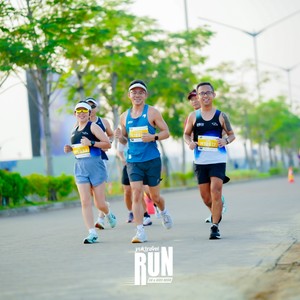Race photo from YUK TRAVEL RUN