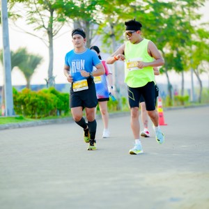 Race photo from YUK TRAVEL RUN