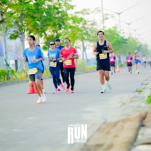 Race photo from YUK TRAVEL RUN