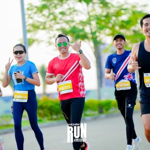 Race photo from YUK TRAVEL RUN