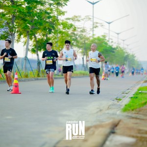 Race photo from YUK TRAVEL RUN