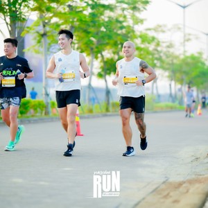 Race photo from YUK TRAVEL RUN