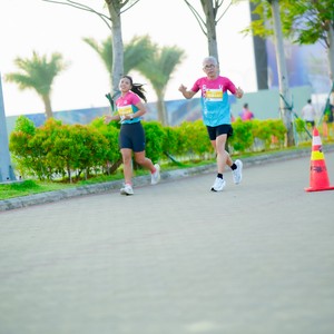 Race photo from YUK TRAVEL RUN