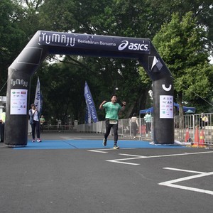 Race photo from Yumaju Berlebarun Besama ASICS