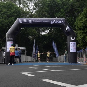 Race photo from Yumaju Berlebarun Besama ASICS