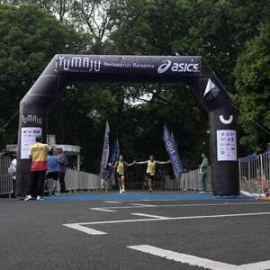 Race photo from Yumaju Berlebarun Besama ASICS