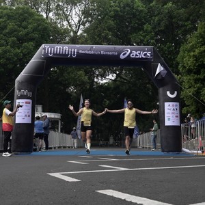 Race photo from Yumaju Berlebarun Besama ASICS