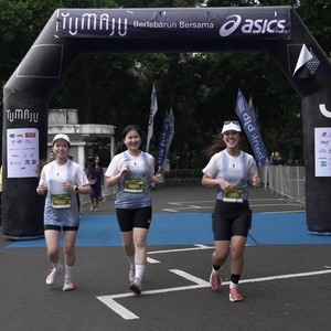 Race photo from Yumaju Berlebarun Besama ASICS