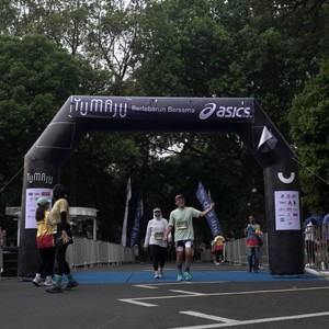 Race photo from Yumaju Berlebarun Besama ASICS