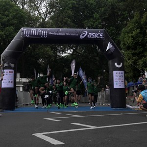 Race photo from Yumaju Berlebarun Besama ASICS
