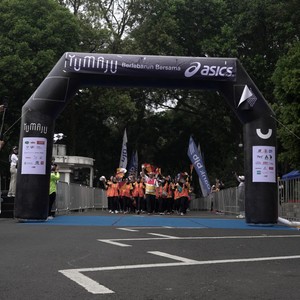 Race photo from Yumaju Berlebarun Besama ASICS