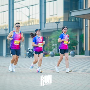 Race photo from YUK TRAVEL RUN