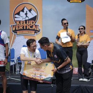 Race photo from KELUD VERTICAL CHALLENGE 2025