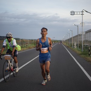 Race photo from KEDIRI HALF MARATHON 2026