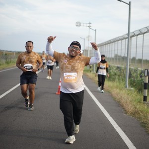 Race photo from KEDIRI HALF MARATHON 2026