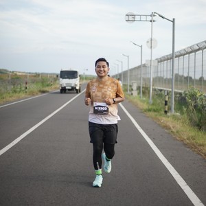 Race photo from KEDIRI HALF MARATHON 2026