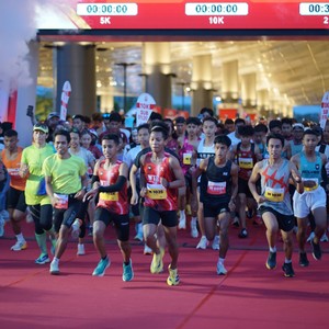 Race photo from KEDIRI HALF MARATHON 2026