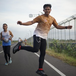 Race photo from KEDIRI HALF MARATHON 2026