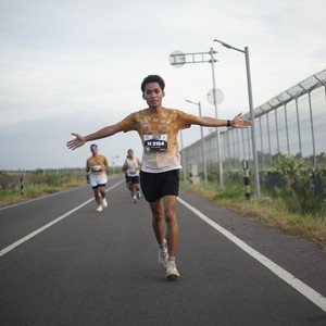 Race photo from KEDIRI HALF MARATHON 2026